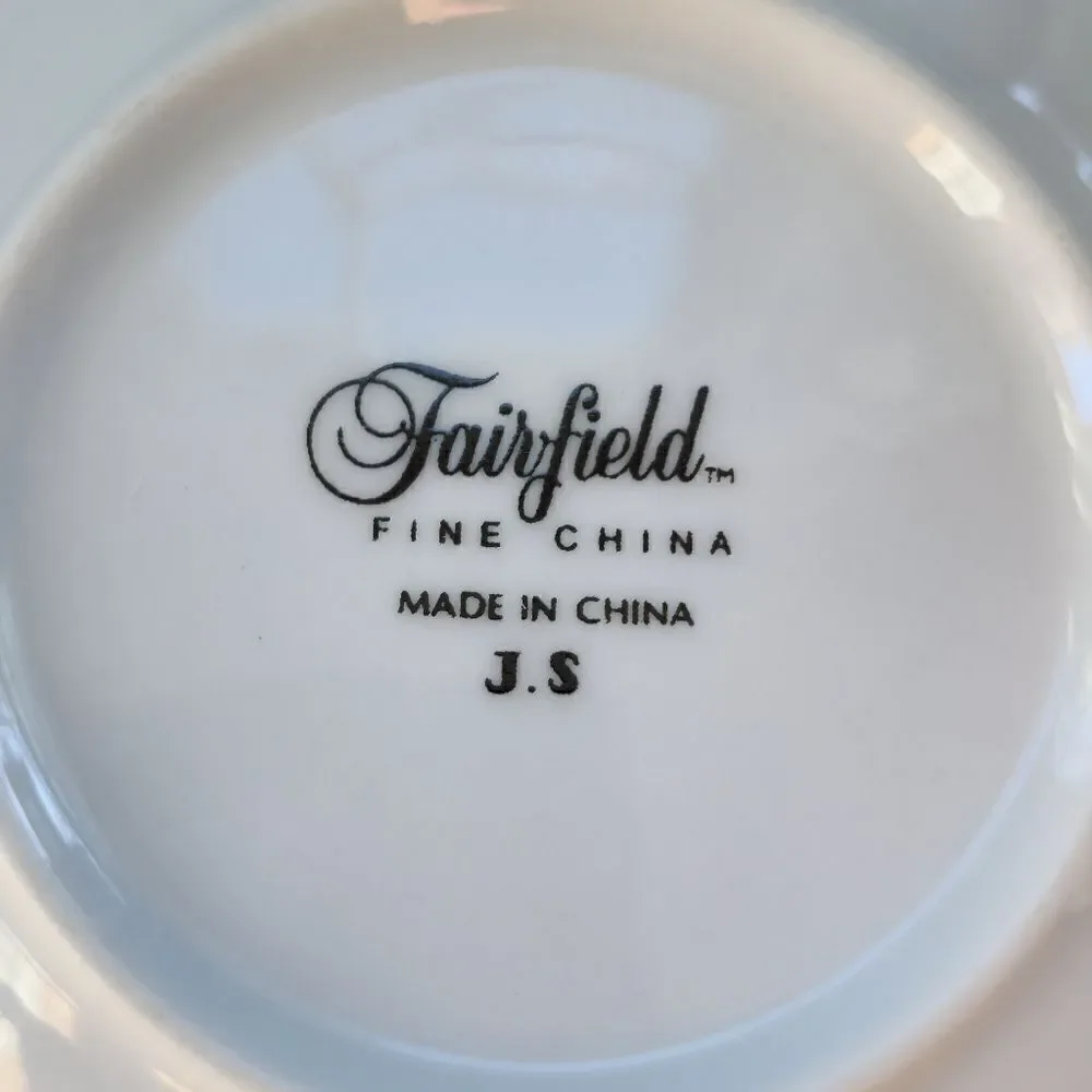 Vintage Fairfield peace on earth 8 peice christmas china set